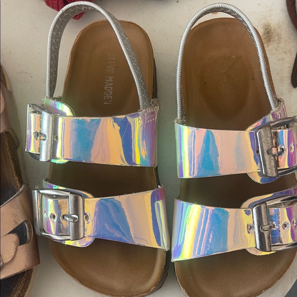 Steve Madden Kids Holographic Buckle Sandals